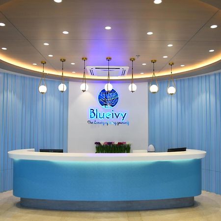 Hotel Blueivy Ānand Exteriör bild